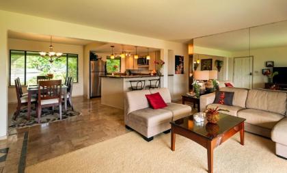 Alii Kai 8H-top floor corner ocean view pool hot tub BBQ free parking - image 9