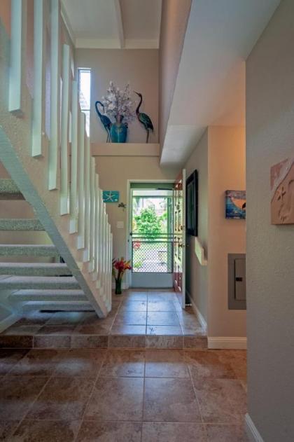 Puamana 25B-walk to Anini Beach remodeled and updated pool - image 6