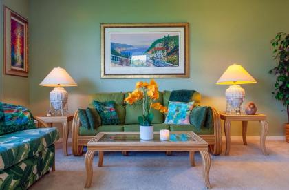 Emmalani 411 - AC spacious golf course view close to beach! - image 13