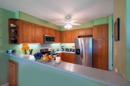 Emmalani 411 - AC spacious golf course view close to beach! - image 3