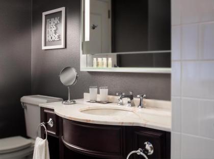 Renaissance Providence Downtown Hotel - image 21