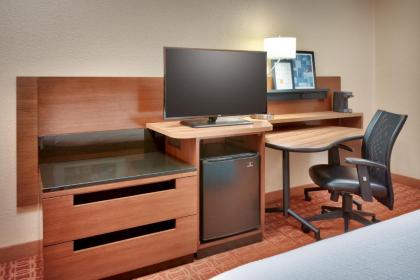 Fairfield Inn by Marriott Provo - image 13