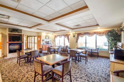 Quality Inn & Suites MidAmerica Industrial Park Area - image 11