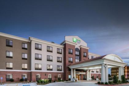 Holiday Inn Express and Suites Pryor an IHG Hotel