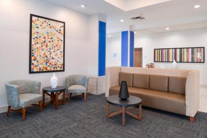 Holiday Inn Express & Suites Pueblo an IHG Hotel - image 11