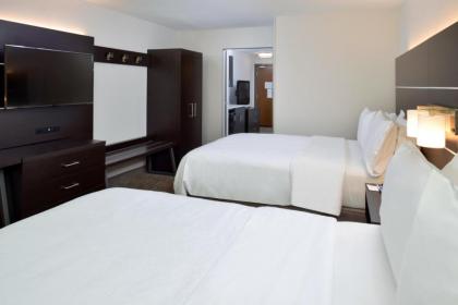 Holiday Inn Express & Suites Pueblo an IHG Hotel - image 2