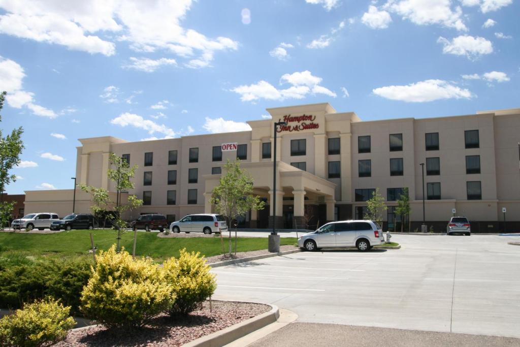 Hampton Inn and Suites Pueblo/North - main image