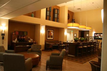 Hampton Inn and Suites Pueblo/North - image 12