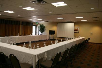 Hampton Inn and Suites Pueblo/North - image 5