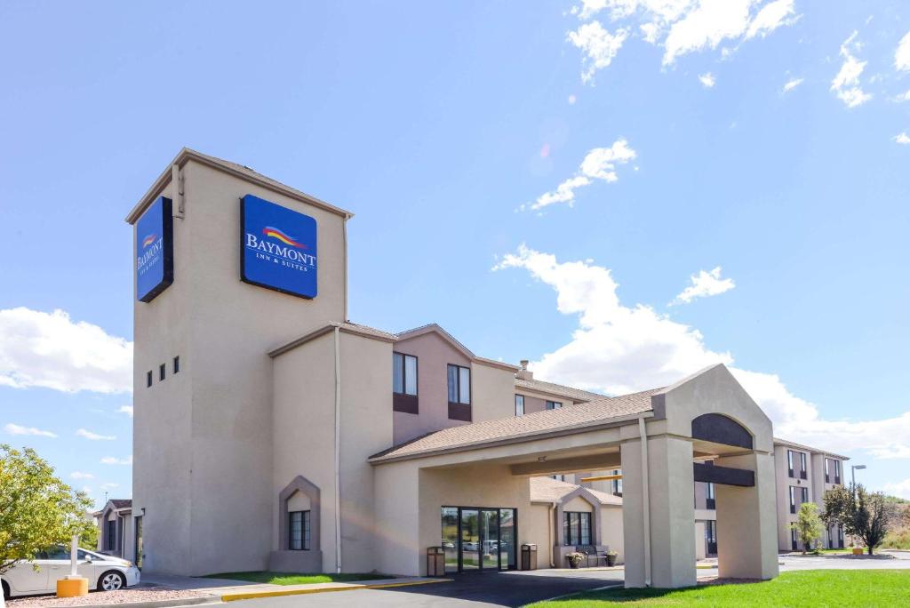 Baymont by Wyndham Pueblo - main image