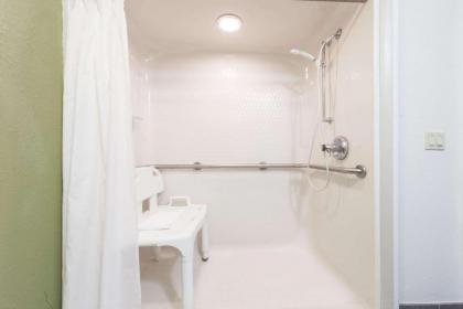 Baymont by Wyndham Pueblo - image 3