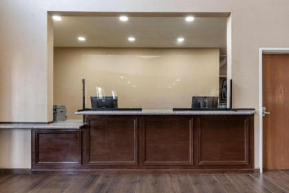 Comfort Inn & Suites Pueblo - image 8
