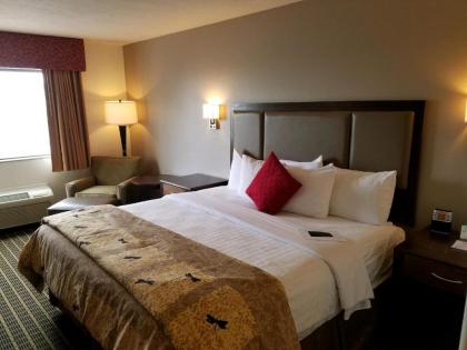 Best Western Plus Eagleridge Inn & Suites - image 14