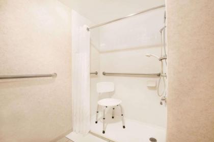 Ramada by Wyndham Pueblo - image 15