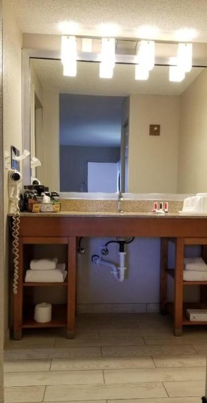 Ramada by Wyndham Pueblo - image 3