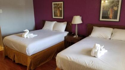 Santa Fe Inn - Pueblo - image 10