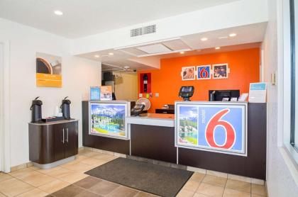 Motel 6-Pueblo CO - I-25 - image 7