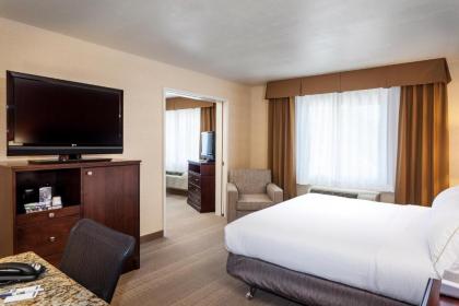 Holiday Inn Express Pullman an IHG Hotel - image 6