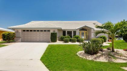 Luxury Villa with Private Pool on Charlotte Harbor Charlotte County Villa 1006