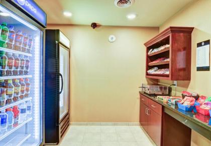 Cobblestone Hotel & Suites - Punxsutawney - image 14