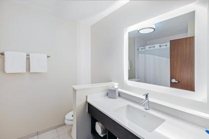 Holiday Inn Express & Suites - Purcell an IHG Hotel - image 13