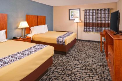 AMERICAS BEST VALUE INN PUTNAM - image 10