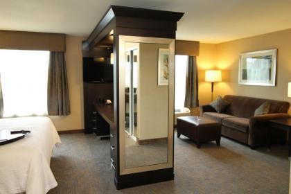 Hampton Inn & Suites Tacoma/Puyallup - image 8