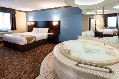 Quality Inn & Suites Quakertown-Allentown - image 5