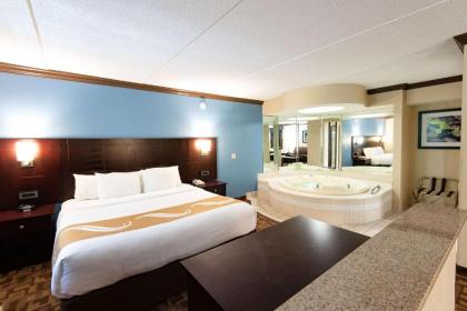 Quality Inn & Suites Quakertown-Allentown - image 7