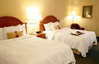 Hampton Inn Quakertown - image 12