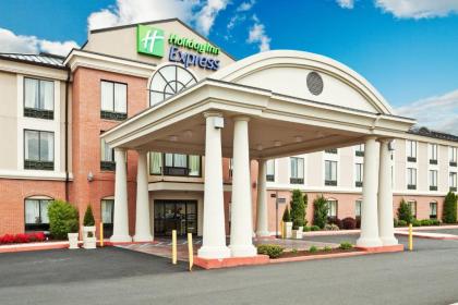 Holiday Inn Express and Suites - Quakertown an IHG Hotel - image 12