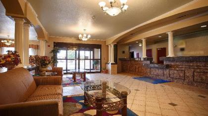 SureStay Plus Hotel by Best Western Quanah - image 2