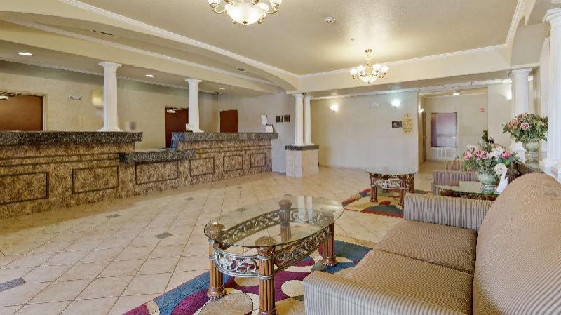 SureStay Plus Hotel by Best Western Quanah - image 3
