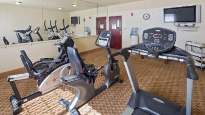 SureStay Plus Hotel by Best Western Quanah - image 4