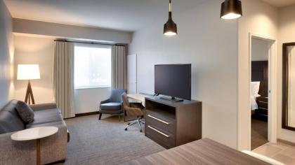 Residence Inn by Marriott New York JFK Airport - image 2