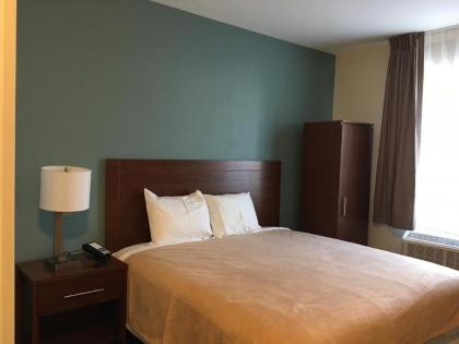 Magna Hotel JFK AirTrain - image 10
