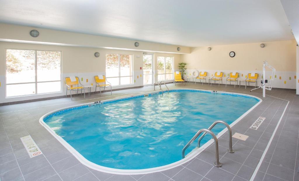 Fairfield Inn & Suites by Marriott Quincy - main image