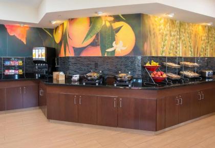Fairfield Inn & Suites by Marriott Quincy - image 5