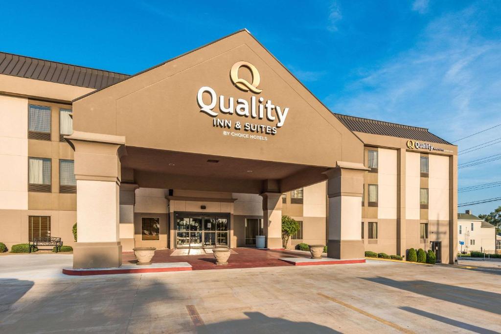 Quality Inn & Suites Quincy - Downtown - main image