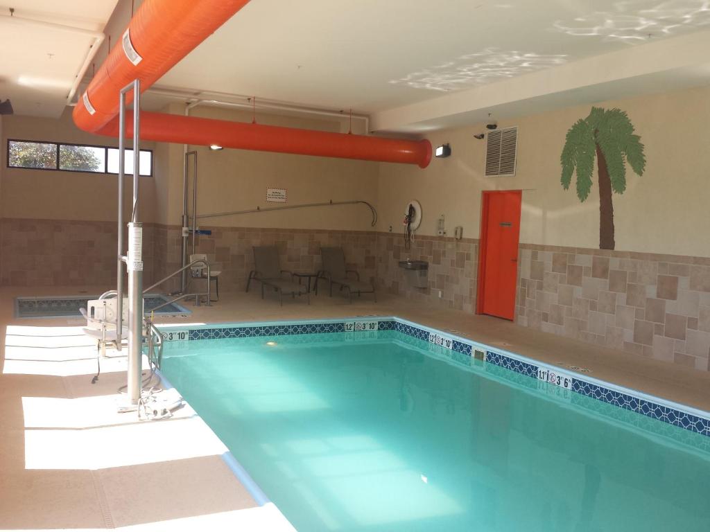 Holiday Inn Quincy an IHG Hotel - image 3