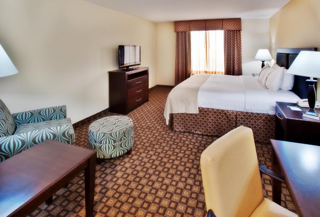 Holiday Inn Quincy an IHG Hotel - image 7