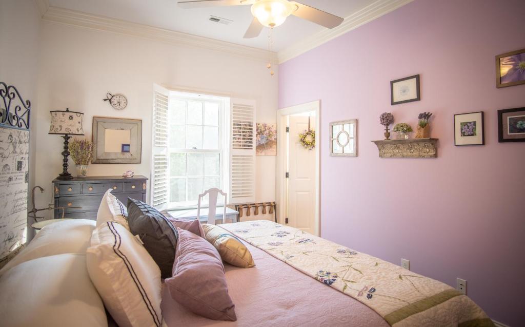 Hill of Content B&B - image 7