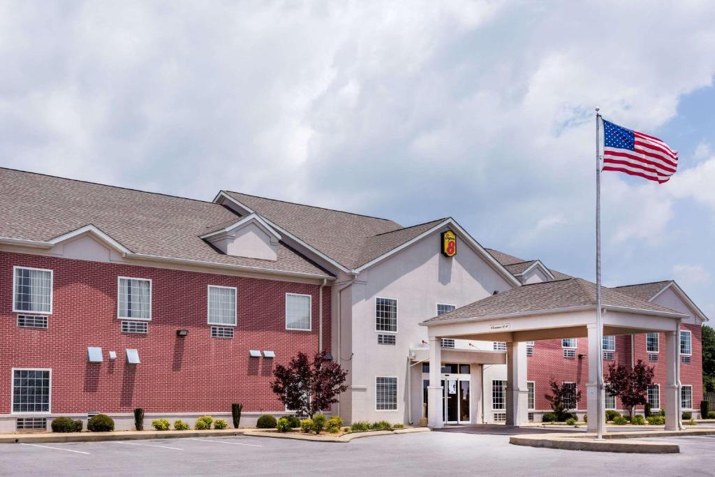 Super 8 by Wyndham Rainsville - main image