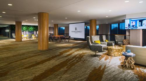 Renaissance Raleigh North Hills Hotel - image 4