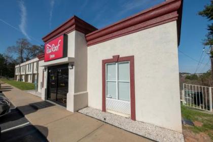 Red Roof Inn Raleigh - Crabtree Valley - image 1