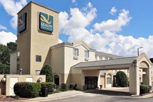 Quality Inn & Suites Raleigh North Raleigh - main image