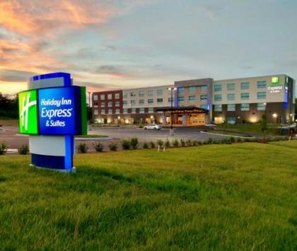 Holiday Inn Express & Suites Raleigh Airport - Brier Creek an IHG Hotel