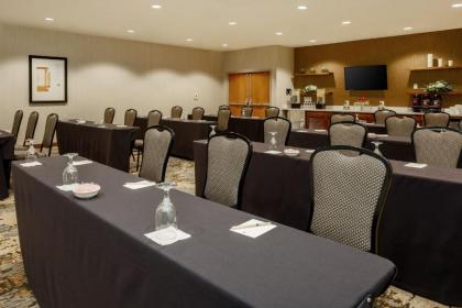 DoubleTree Suites by Hilton Hotel Sacramento – Rancho Cordova - image 12