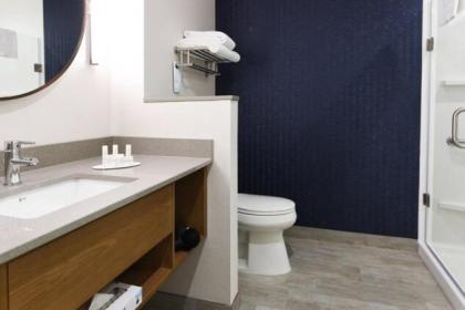 Fairfield Inn & Suites Ontario Rancho Cucamonga - image 5