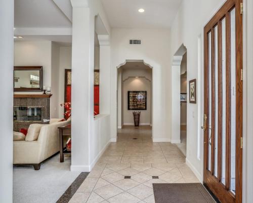 Rancho Mirage Golf Retreat - image 5